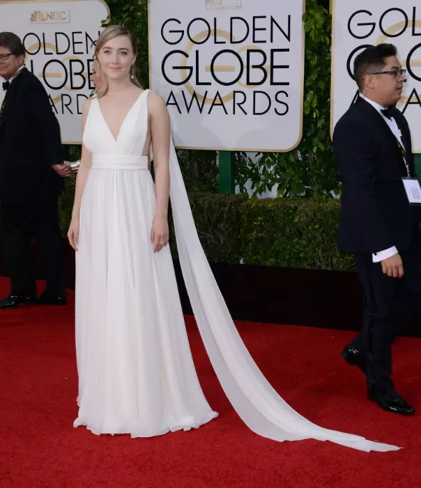 Saoirse Ronan la premiile Globurile de Aur 2016
