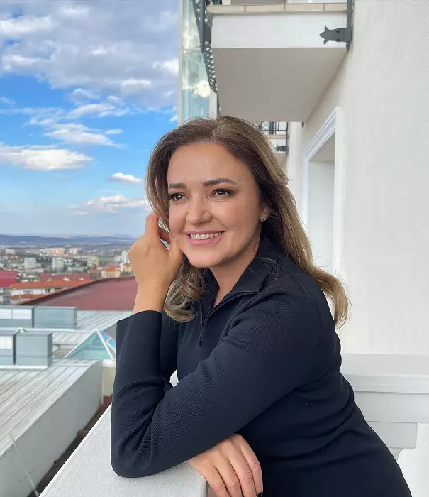 Cristina Bâtlan și-a refăcut viața amoroasă la patru ani după divorț. "Iubesc și sunt iubită, iar asta e minunat!"