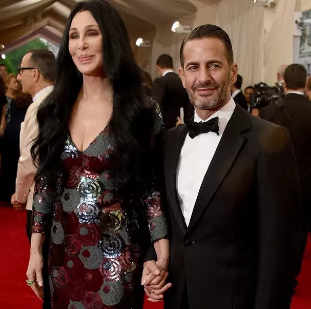 Cher si Marc Jacobs