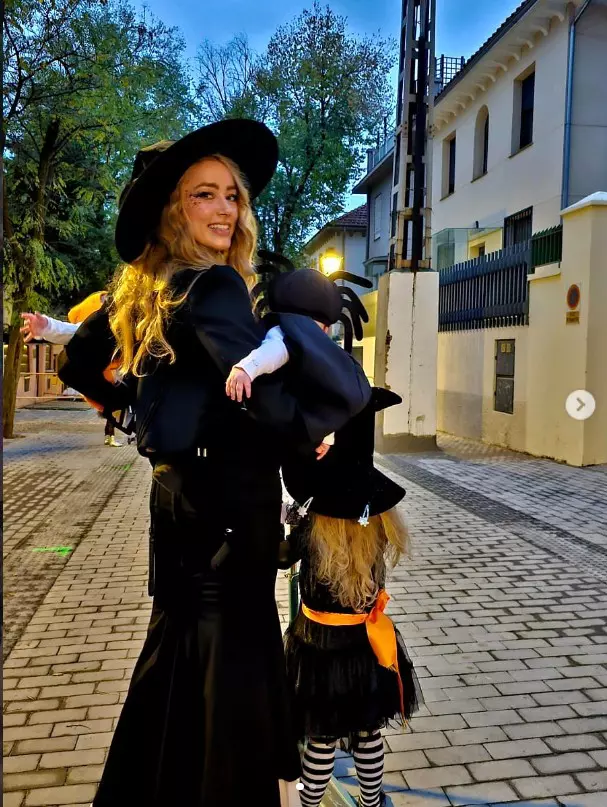 Amber insta