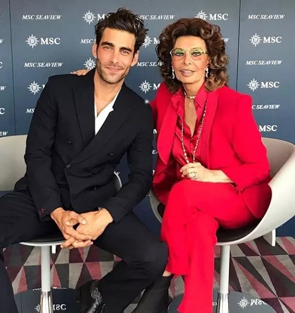 Celebrity Social Media Photos!