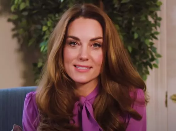 kate-middleton-poseta-1-1