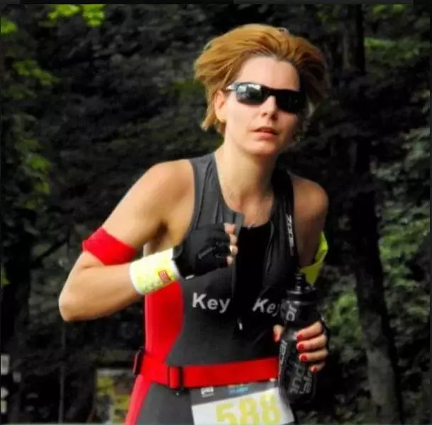 ea-este-sotia-lui-mihai-gadea-cu-se-se-ocupa-agatha-kuri-d