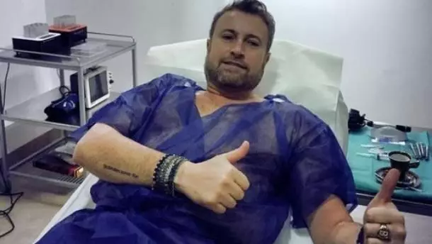 Cătălin Botezatu a fost operat de cancer