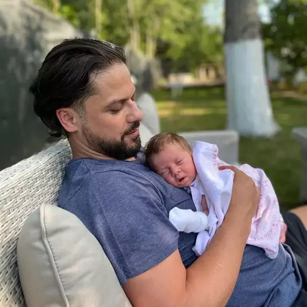 cine-e-iubita-actorului-augustin-viziru-si-de-ce-se-ascunde-de-ochii-lumii-482932-1