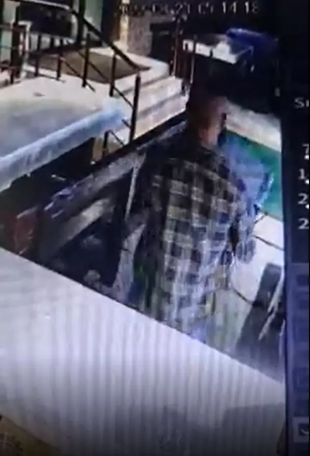 un-turist-a-furat-frigiderul-4-1