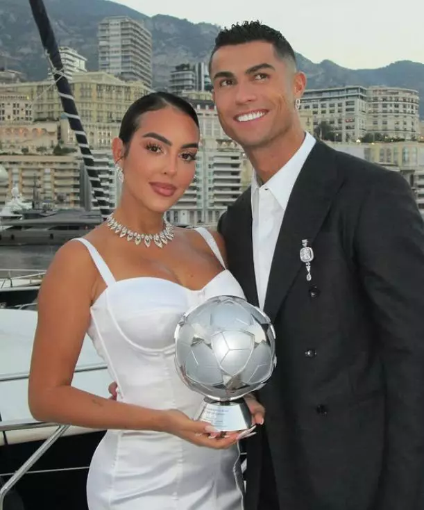 georgina si ronaldo 4