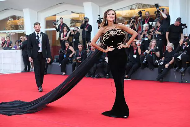 Mădălina Ghenea la Venetia4