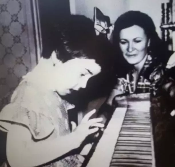 andreea-marin-3