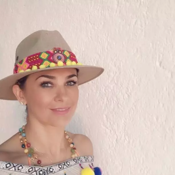 Aracely Arambula (4)