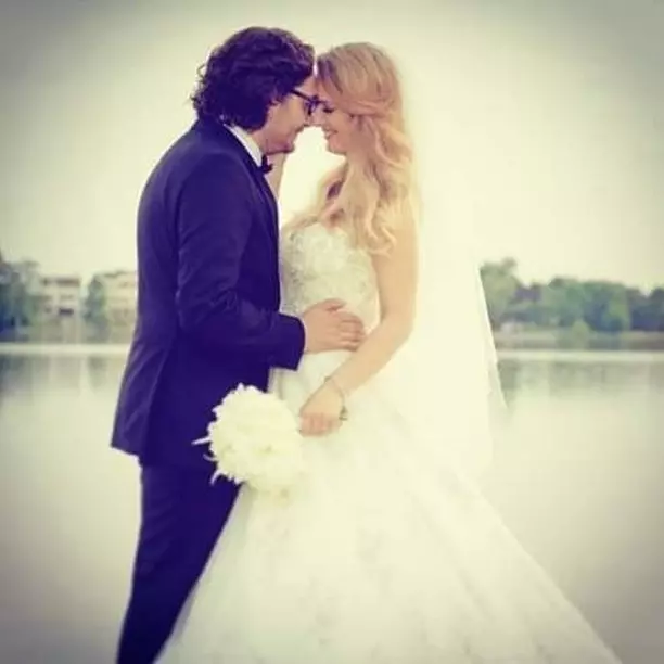 Florin-Dumitrescu-si-sotia-lui-Cristina-implinesc-8-ani-de-la-nunta-2