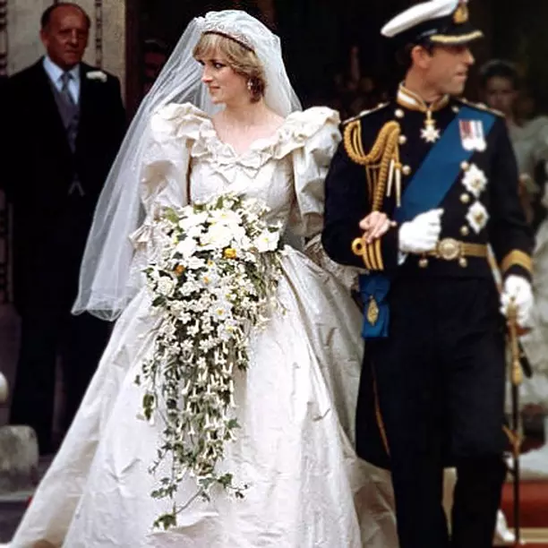 Printesa Diana – 12 000 dolari (in prezent, 80 000 dolari)