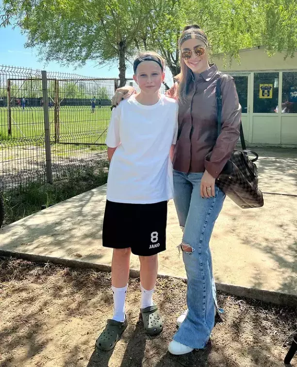 baiatul-anamariei-prodan-si-al-lui-reghecampf-5