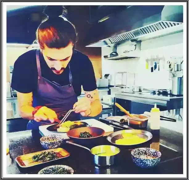 GUSTI SI APOI MANANCI cu CHEF ALEX PETRICEAN