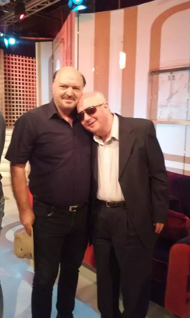 Victor-Socaciu-6-1-614x1024-2