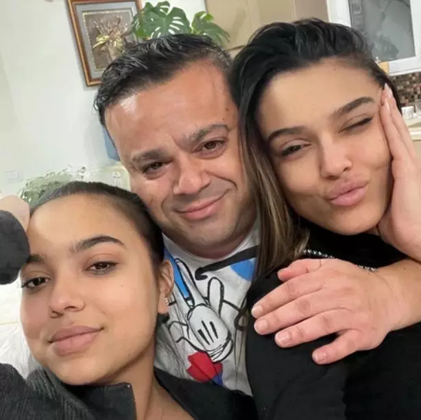 adriana-simionescu-fiica-mai-mica-a-lui-adrian-minune-este-gravida
