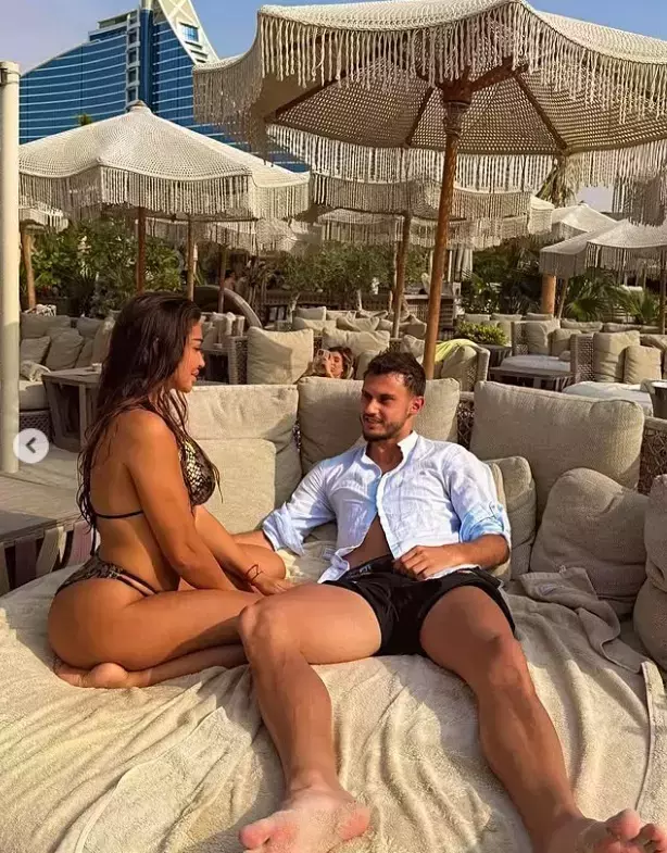 Elena Ionescu si Alex Enache 14