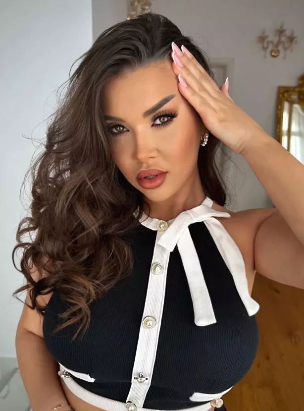 andra volos 26