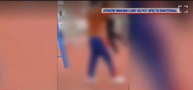 Copil trântit în parc Hunedoara (1)