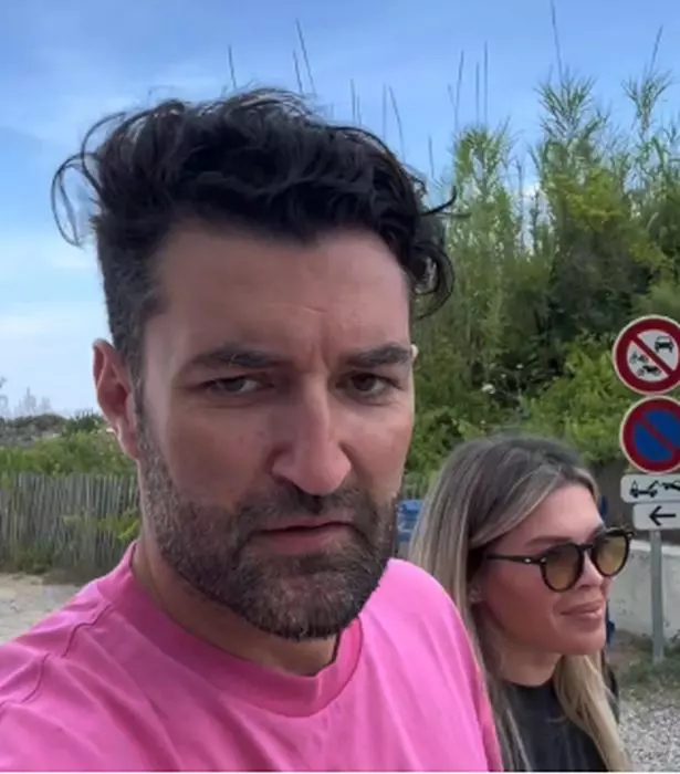 smiley-si-gina-au-revenit-1