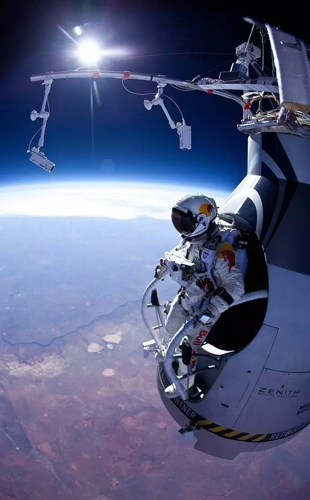 Felix Baumgartner0