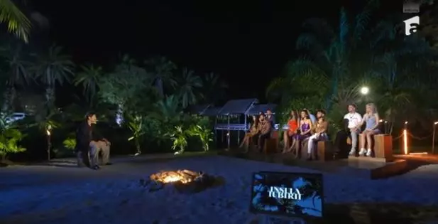 Cuplurile s-au întâlnit la primul bonfire, la Insula iubirii – 15 iulie 2024  (1)