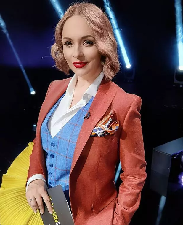 Andreea-Marin-40-de-intrebari-10