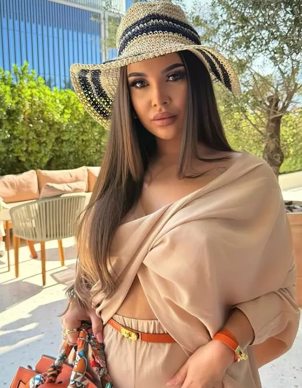 andra volos 22