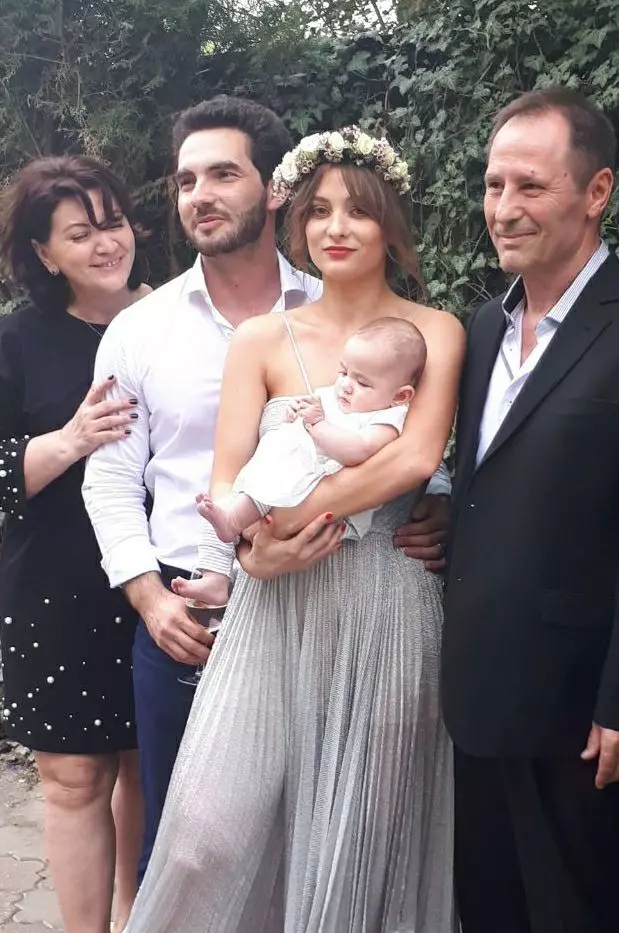 gina matache si fiicele sale