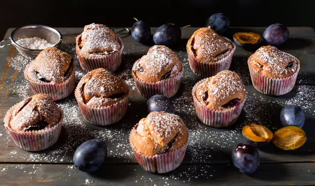 Briose cu prune si banane