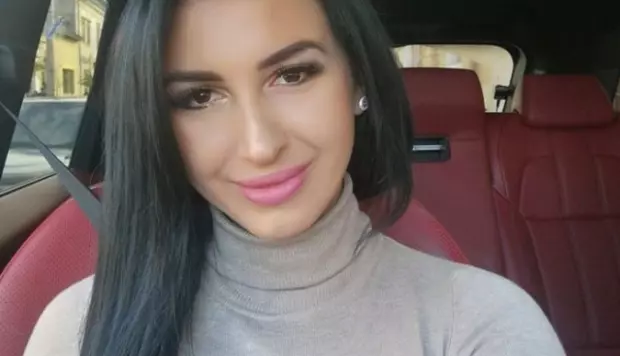 mirela_banias_70503500