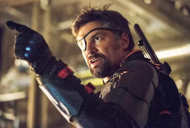 Manu Bennett_arrows