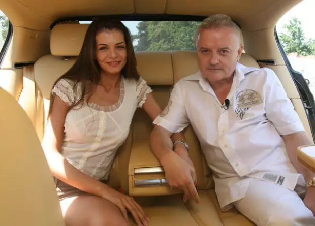 74e639ded0f46f9f758c9c9a43082948