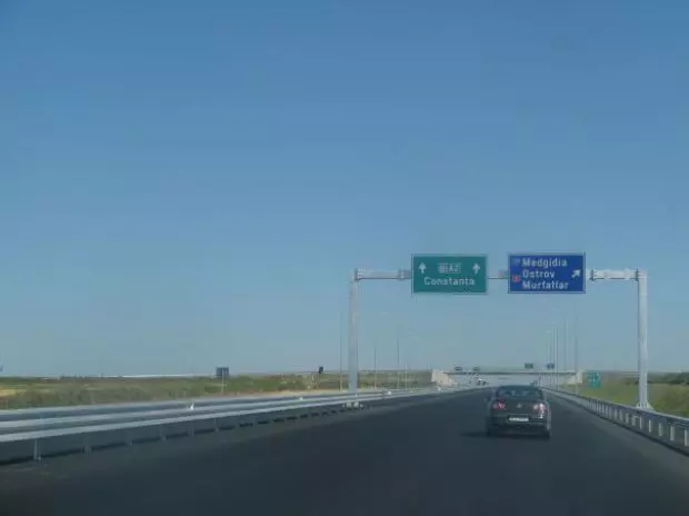 Ministrul Transporturilor promite că nu va exista niciun blocaj cauzat de lucrări pe A2