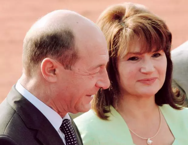 traian-basescu-maria-basescu