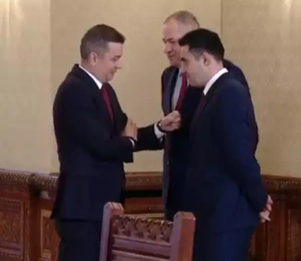 liderii-psd-au-ajuns-la-cotroceni-pentru-consultari-cu-presedintele-nicusor-dan-1062608