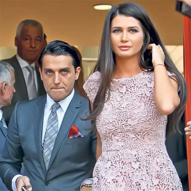 Elena Băsescu pensie alimentară copii (2)