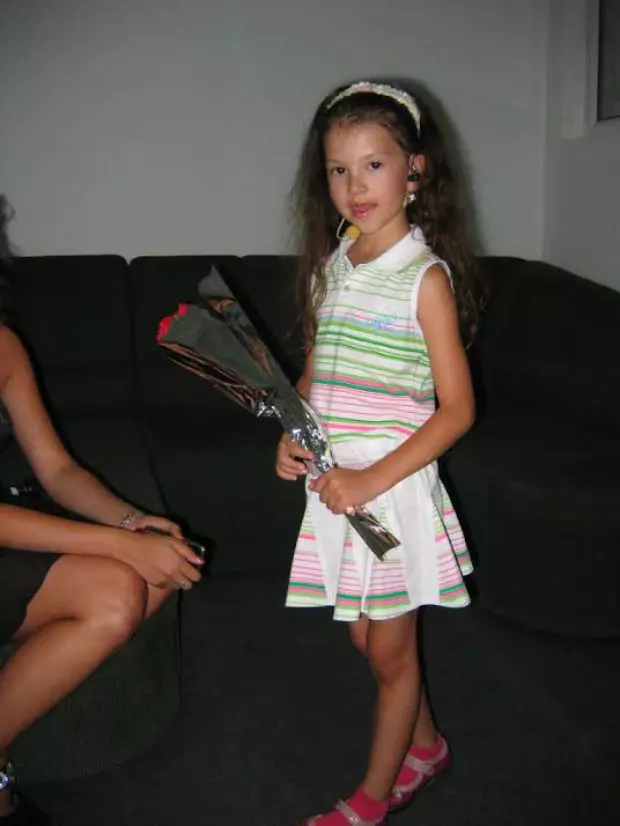 Cleopatra Stratan 6