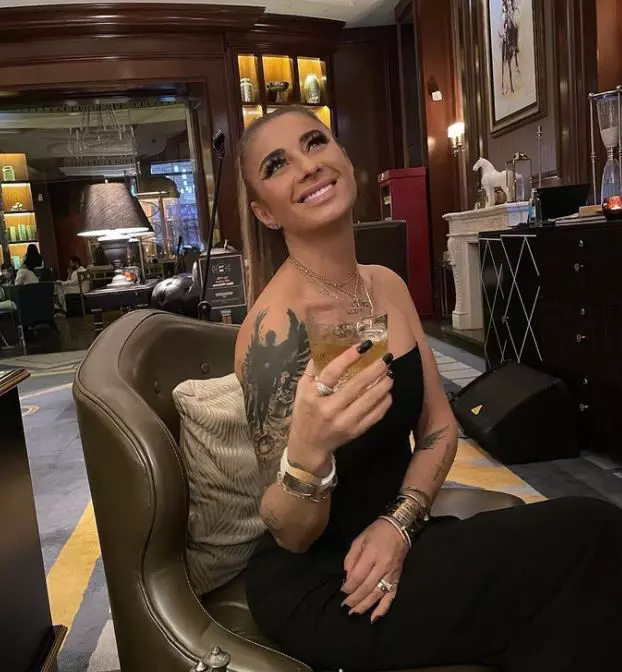 ionela-prodan-mormant-5