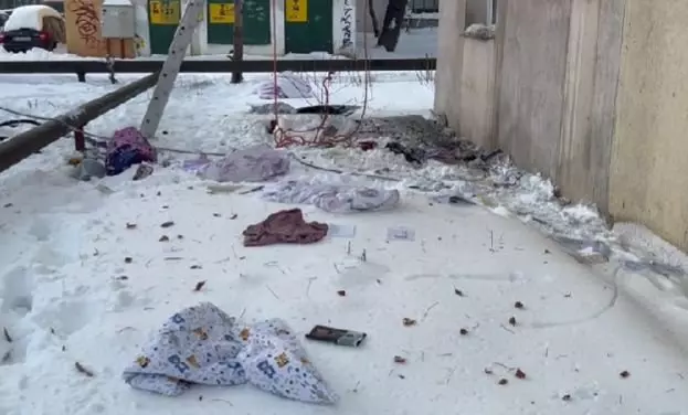 surse-mama-omorat-bebelus-etaj-apartament-flacari-incuiata-in-casa-lumini-in-dormitor-880349