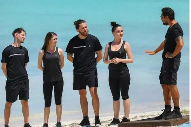 cine-este-Adelina-Damian-de-la-Survivor7