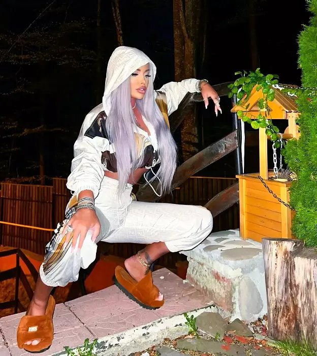 Loredana Chivu, nerecunoscută de fani după ce s-a îngrășat. "Ce Dumnezeu ți-ai făcut?"