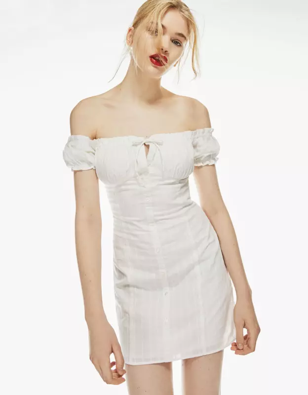 Rochie cu umeri descoperiți, Bershka, 59,90 RON