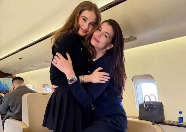 Irina Columbeanu si Monica Gabor