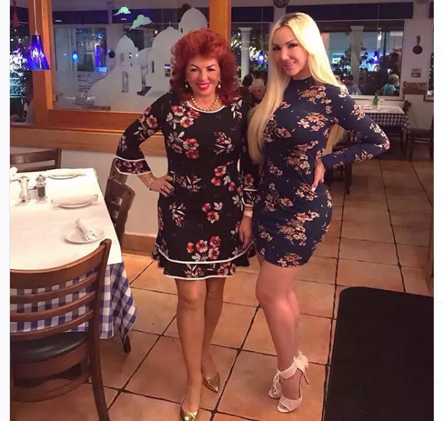 Carmen Harra şi fiica ei