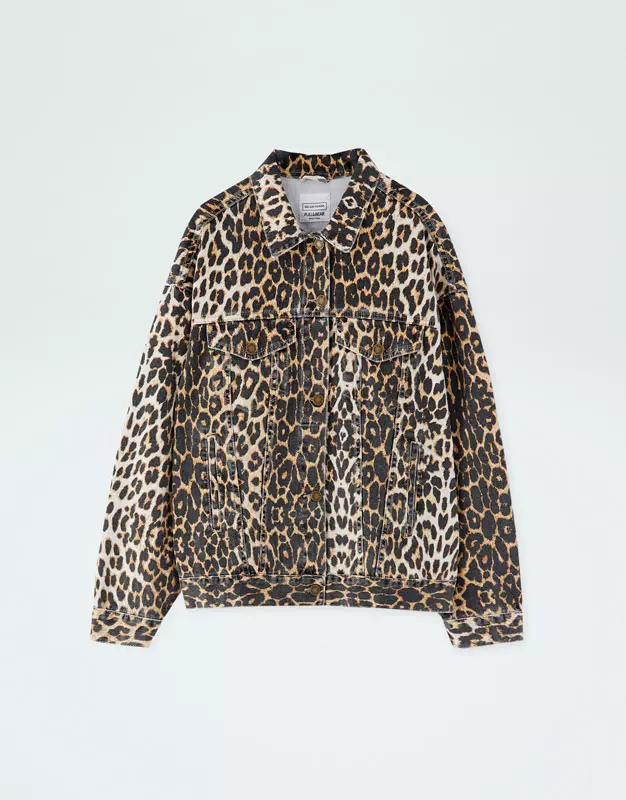 Jachetă animal print, Pull&Bear 149,90 lei