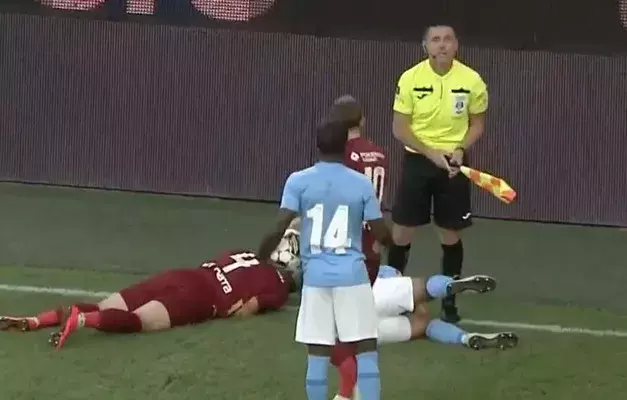 manea accidentare pe teren