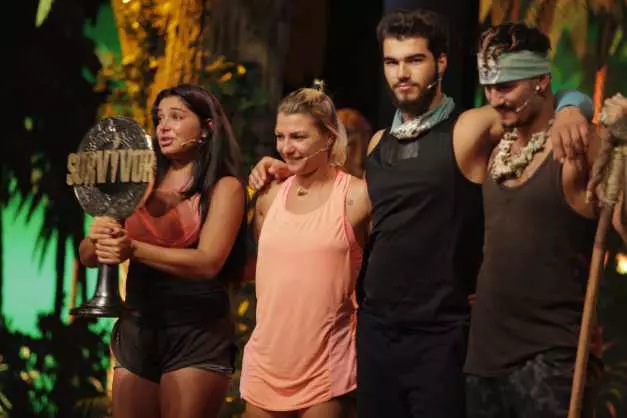 Elena a castigat Survivor