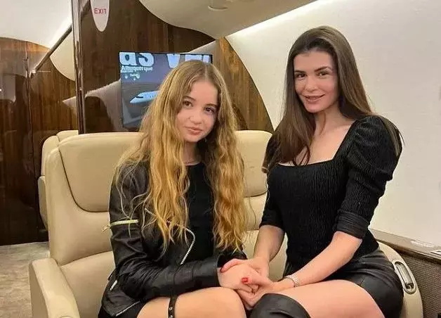 irina-columbeanu-si-monica-gabor-2-e1656053510353