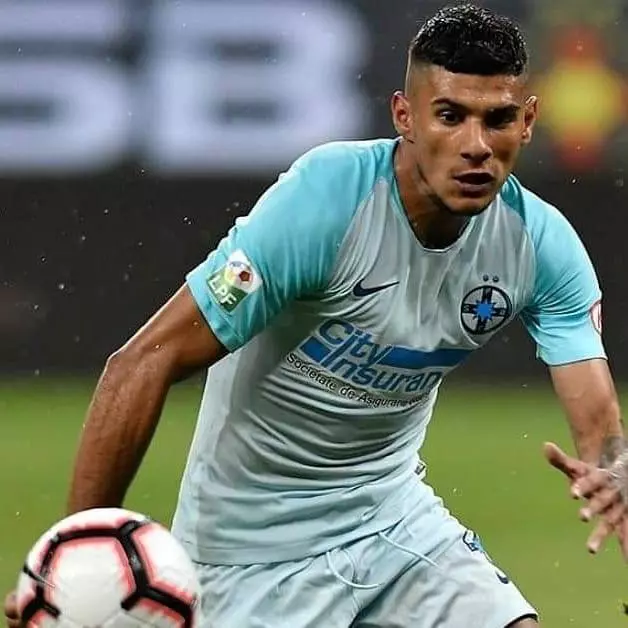 57094347_403907473780682_8738813263879340032_n